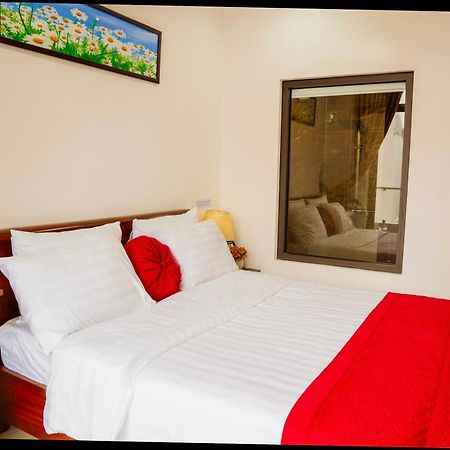 Khach San Trung Hieu Vung Tau Hotel Exterior photo