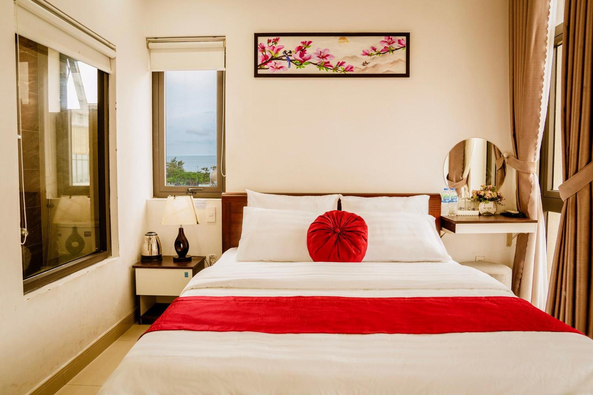 Khach San Trung Hieu Vung Tau Hotel Exterior photo