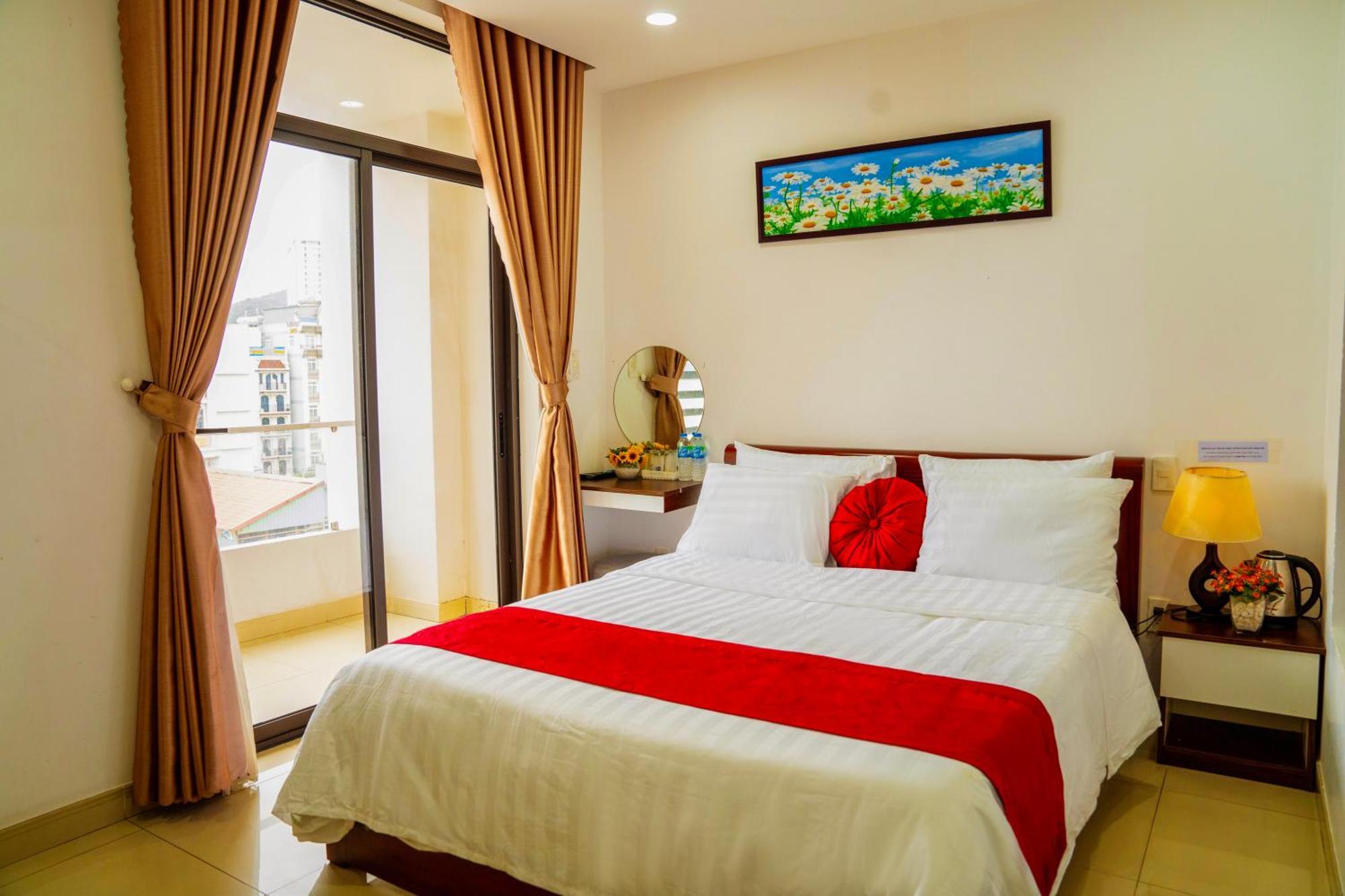Khach San Trung Hieu Vung Tau Hotel Exterior photo